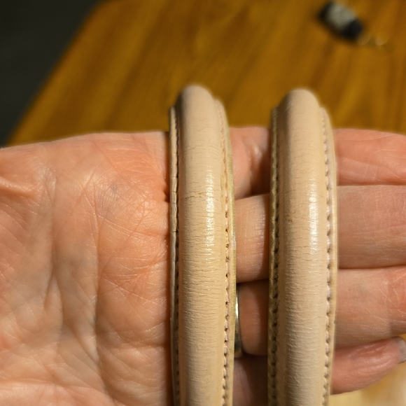 Chanel Classic Beige Quilted Calfskin Shoulder Bag - Picture 4 of 16